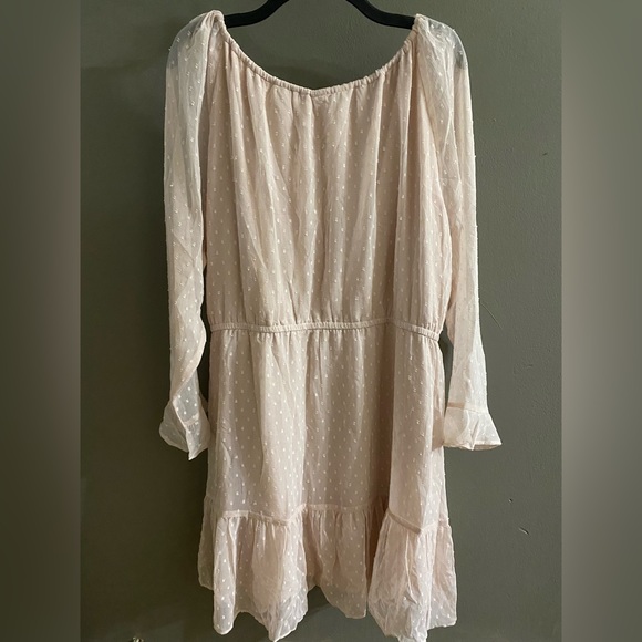 H&M DRESS - Picture 2 of 6